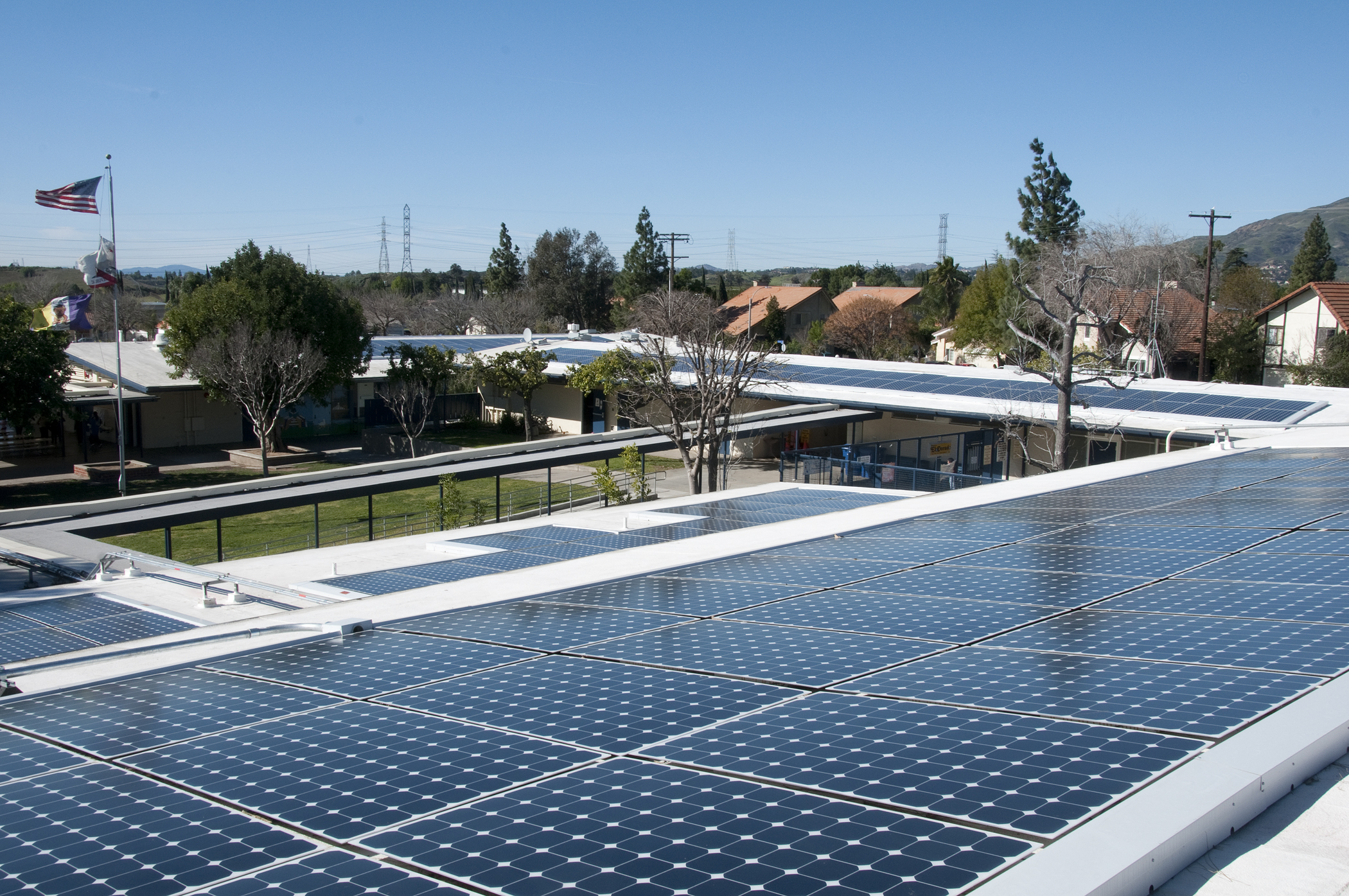 WHEN IT COMES TO THE EFFICIENCY AND QUALITY OF PRODUCTS,  SOLAR OPTIMUM DELIVERS THE GOODS!