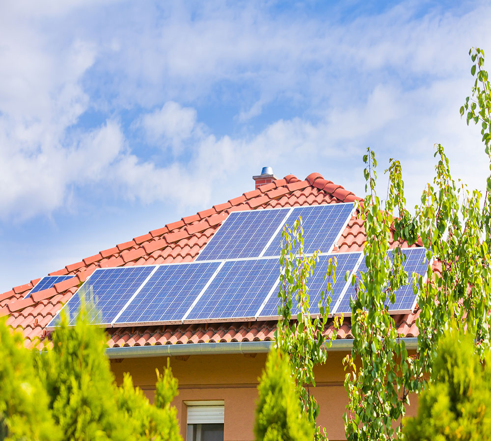 Final Year for 30% Tax Credit: Now is the Time to Buy Solar Panels