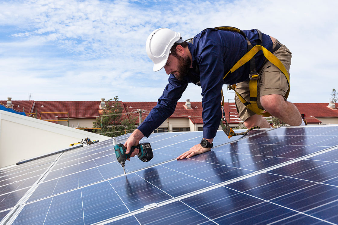 2 Big Things the Top Solar Companies Have in Common
