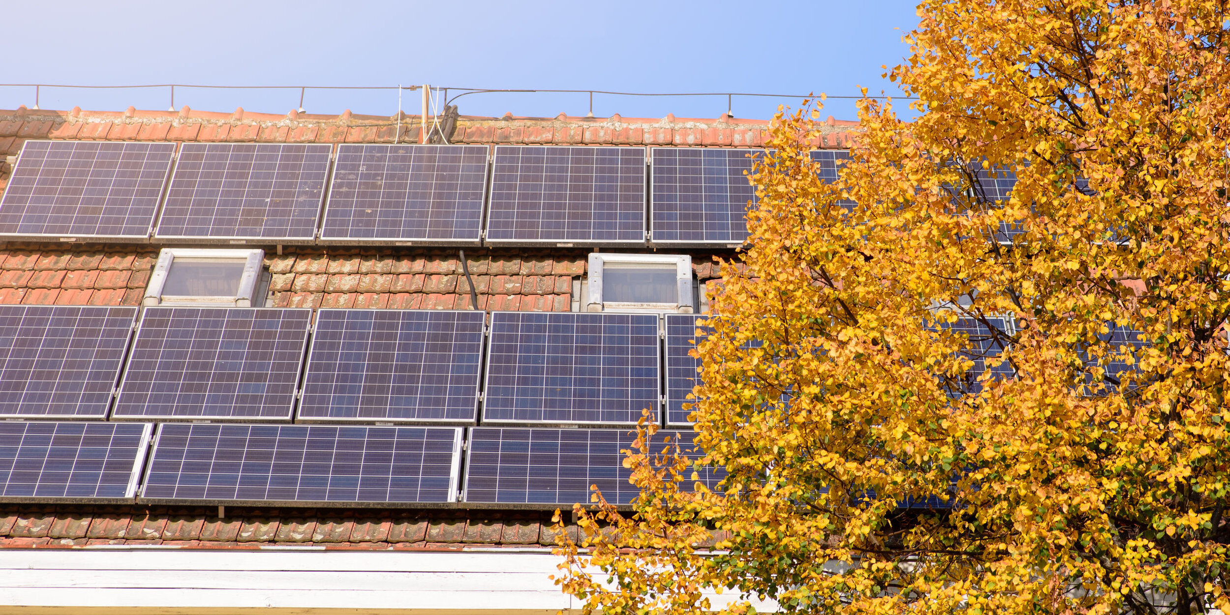 3 Reasons to Contact Solar Panel Installation Companies in Los Angeles This Fall