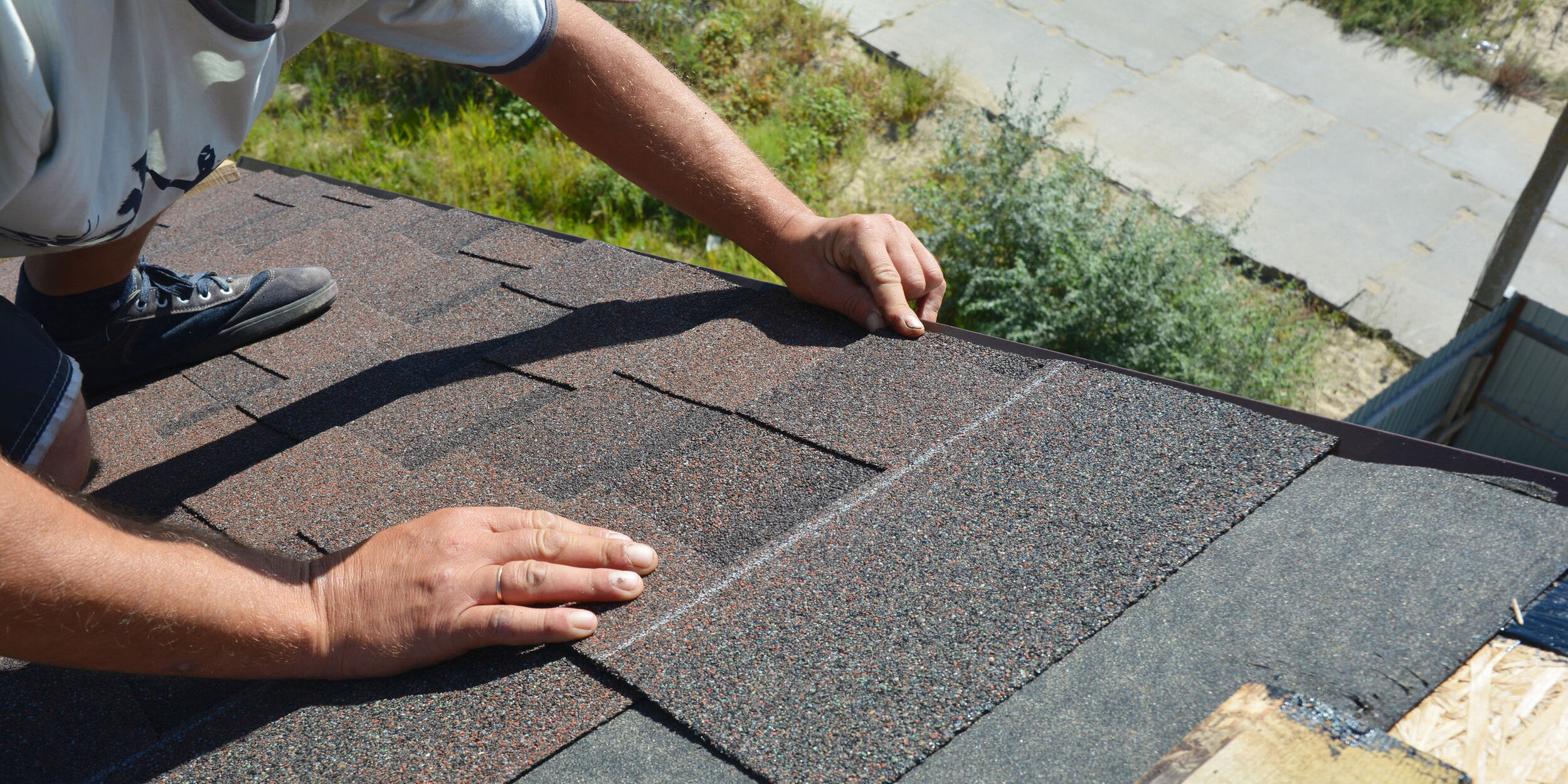 What to Look for When Choosing a Residential Roofing Contractor