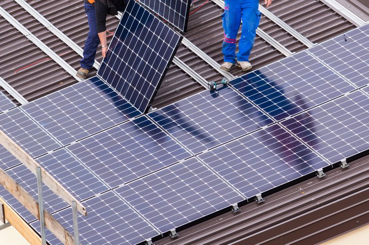 How To Install Solar Panels on a Roof: A Step by Step Breakdown