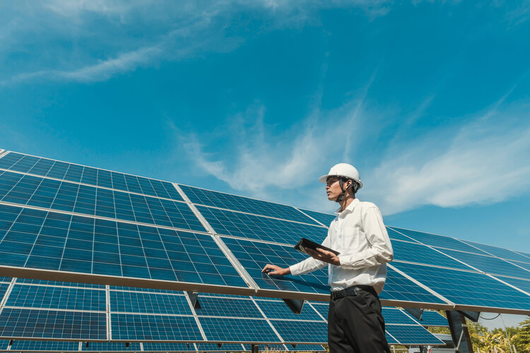 What is a Solar Panel Production Guarantee?