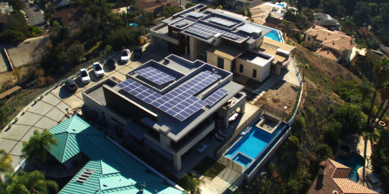 5 Solar Panel Maintenance Tips