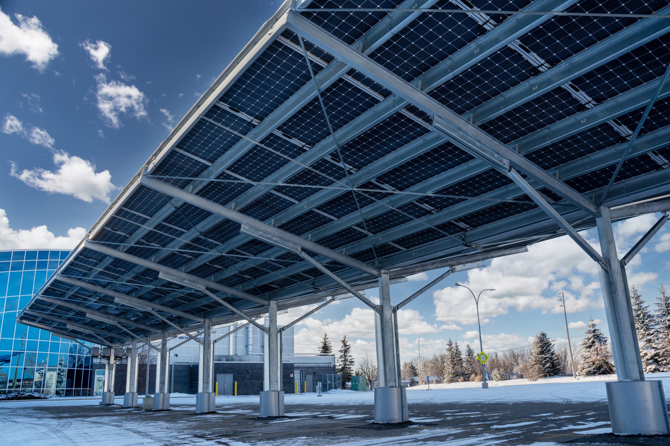 The Benefits of Installing a Commercial Solar Panel Carport