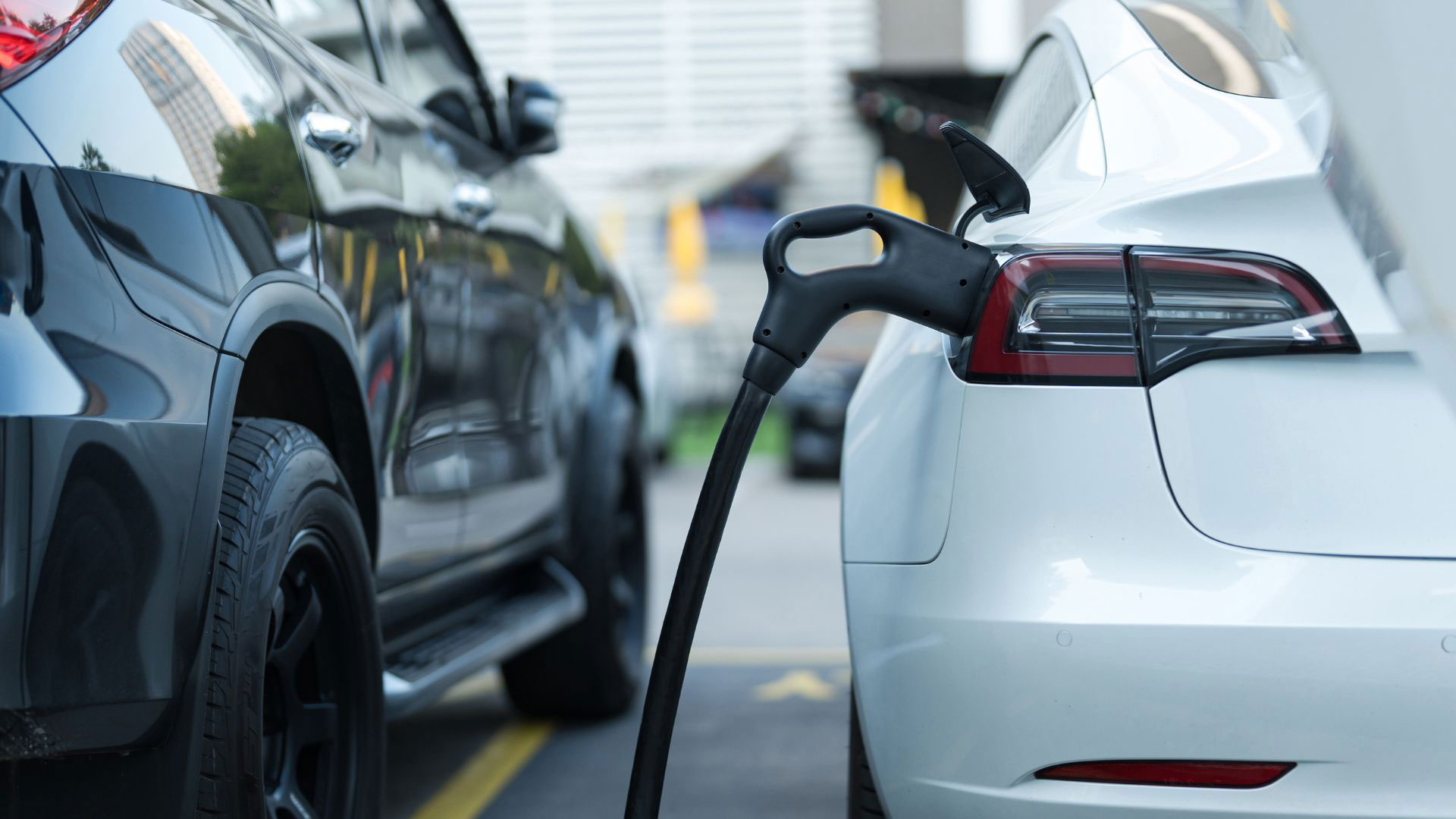 “Charge Up LA!” with $1,000 Rebate on Qualifying EV Chargers
