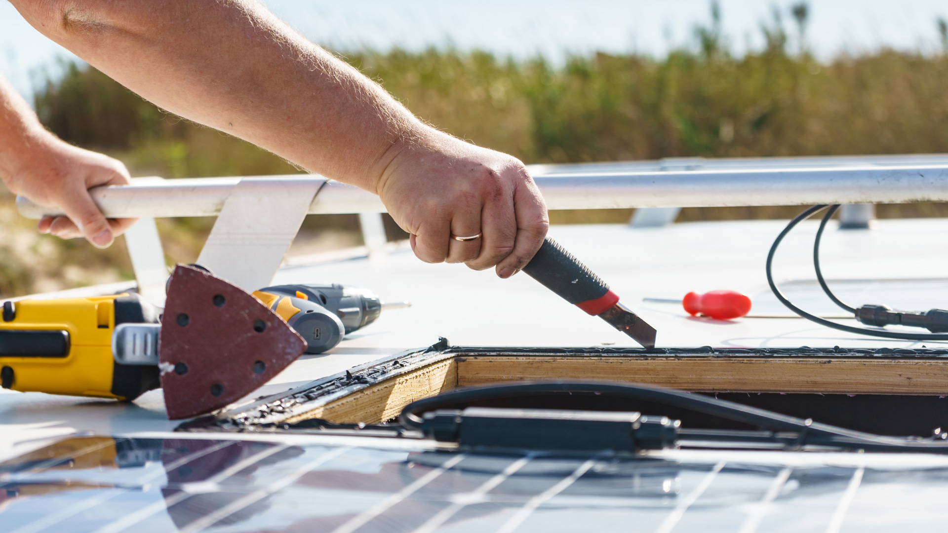 Can I Install My Own Solar Panels in Florida?